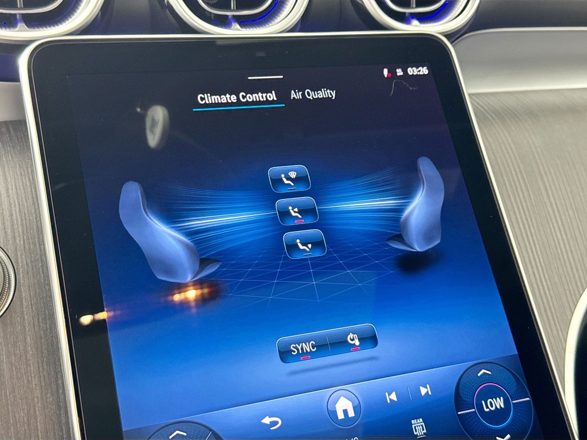 2026 Mercedes-Benz GLC Base - Photo 17
