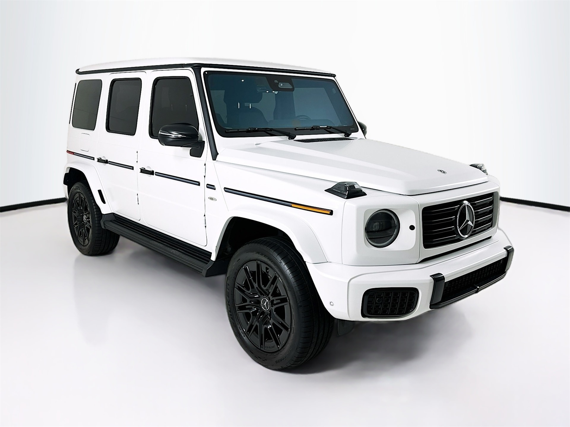 2025 Mercedes-Benz G-Class G580's photo