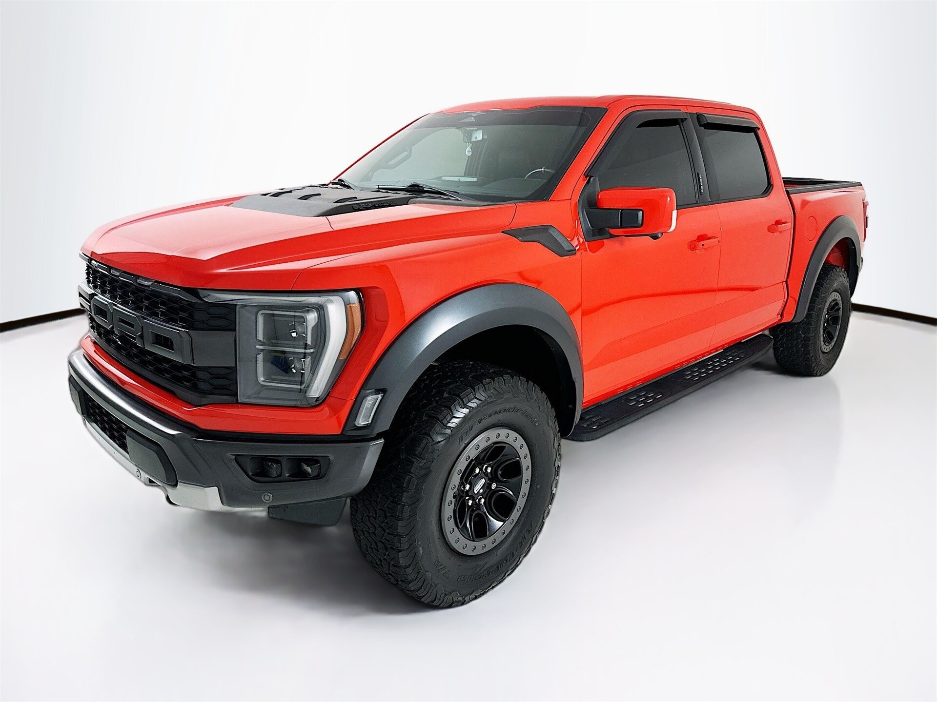 2023 Ford F-150 Raptor photo 3