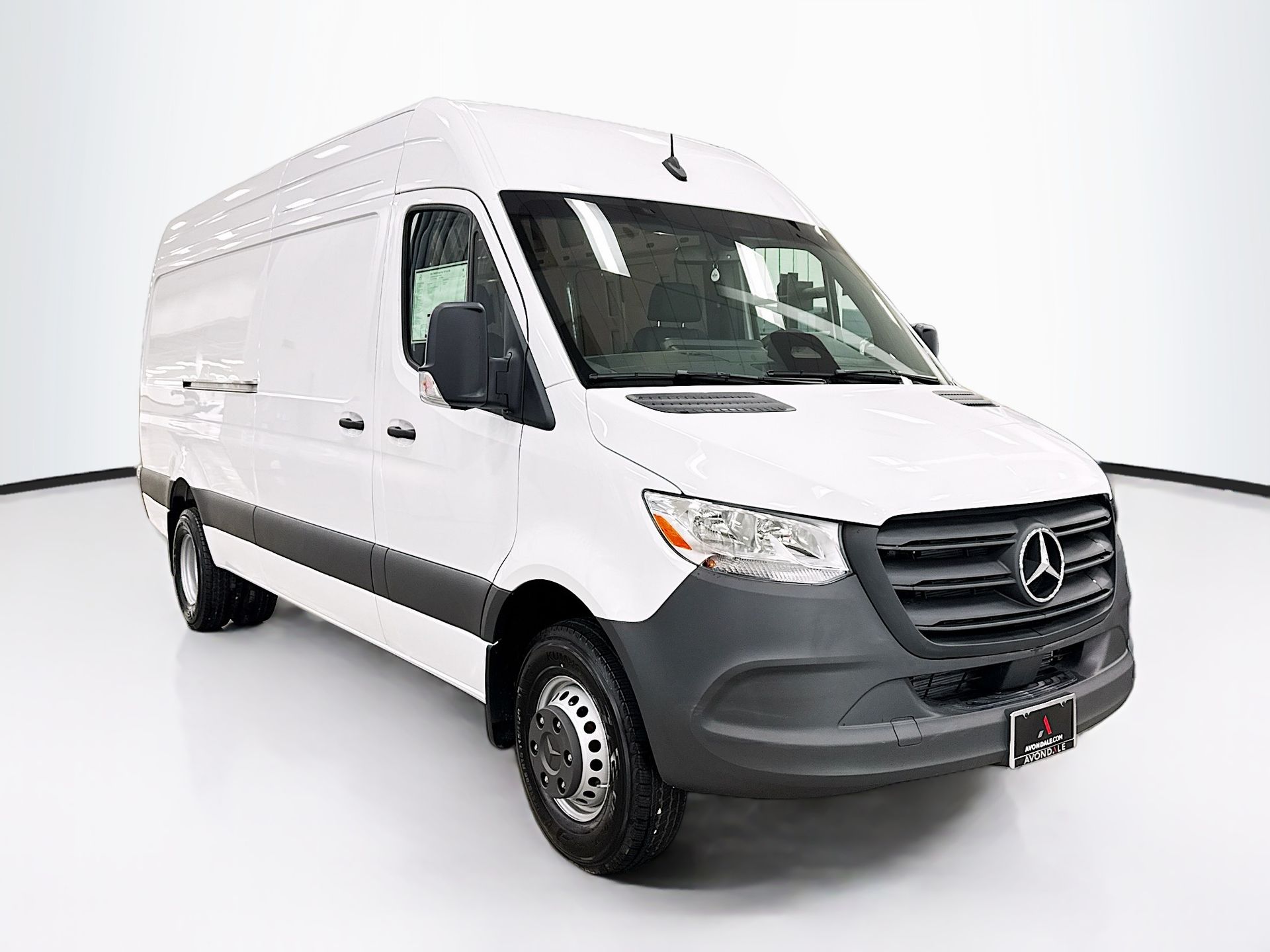 2026 Mercedes-Benz Sprinter 3500XD 170 WB HO High Roof's photo