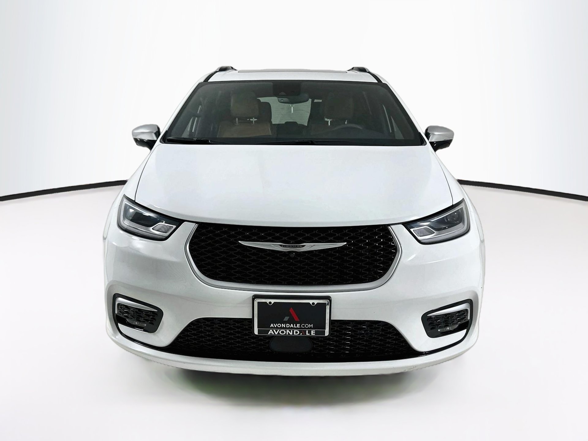 Used 2023 Chrysler Pacifica Plug-In Hybrid Pinnacle Van Passenger Van