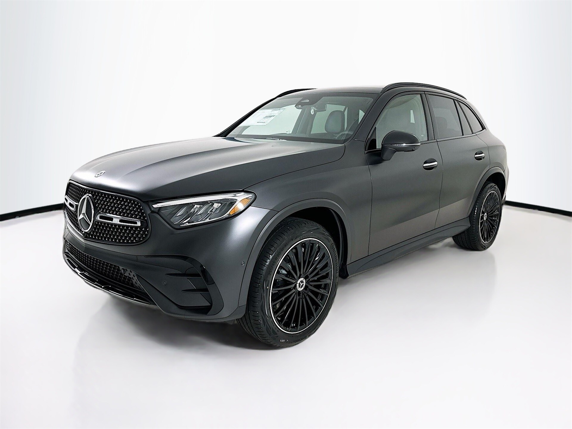 2026 Mercedes Benz GLC 300 photo 2