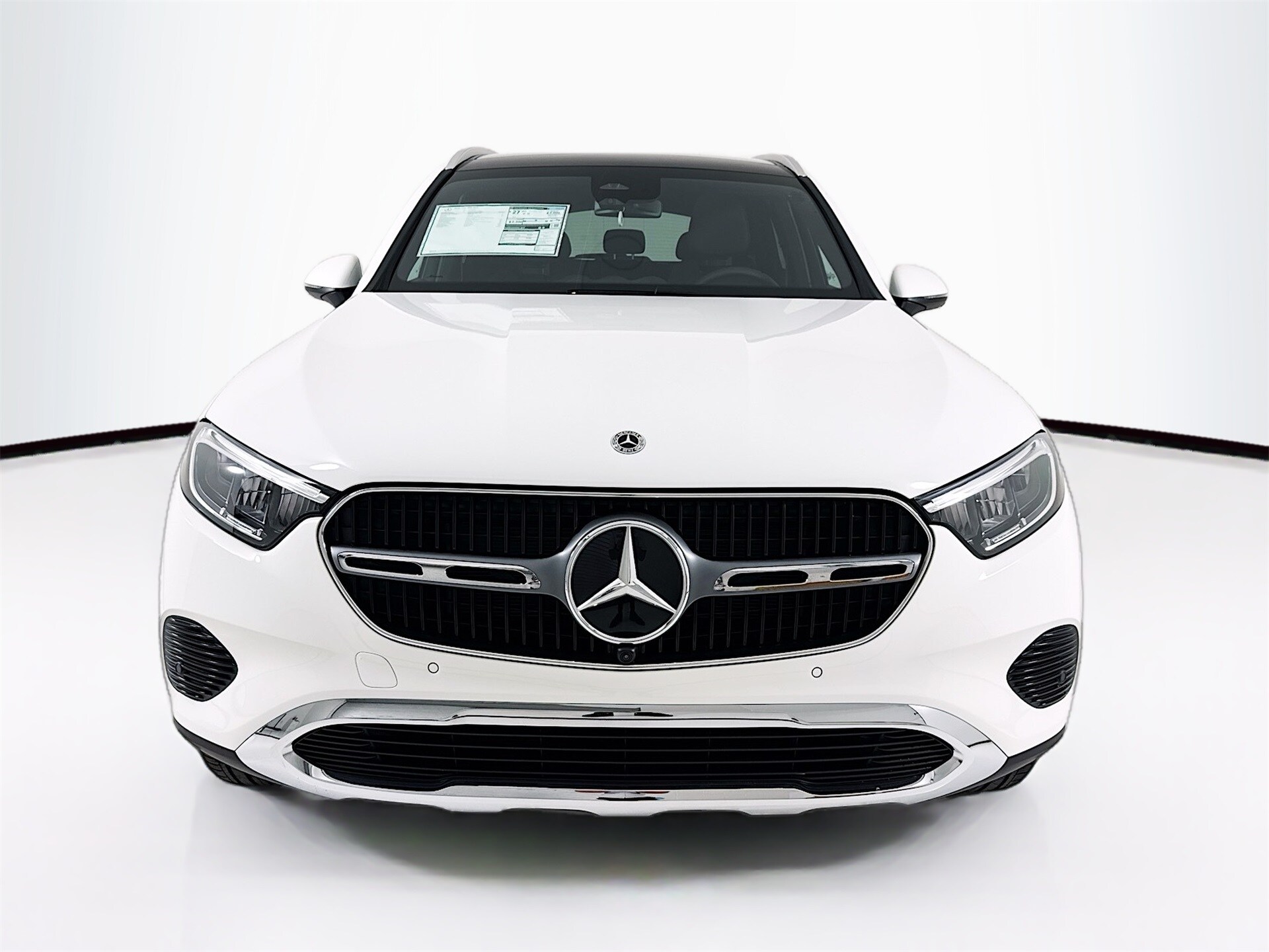 2026 Mercedes Benz GLC 300 photo 2