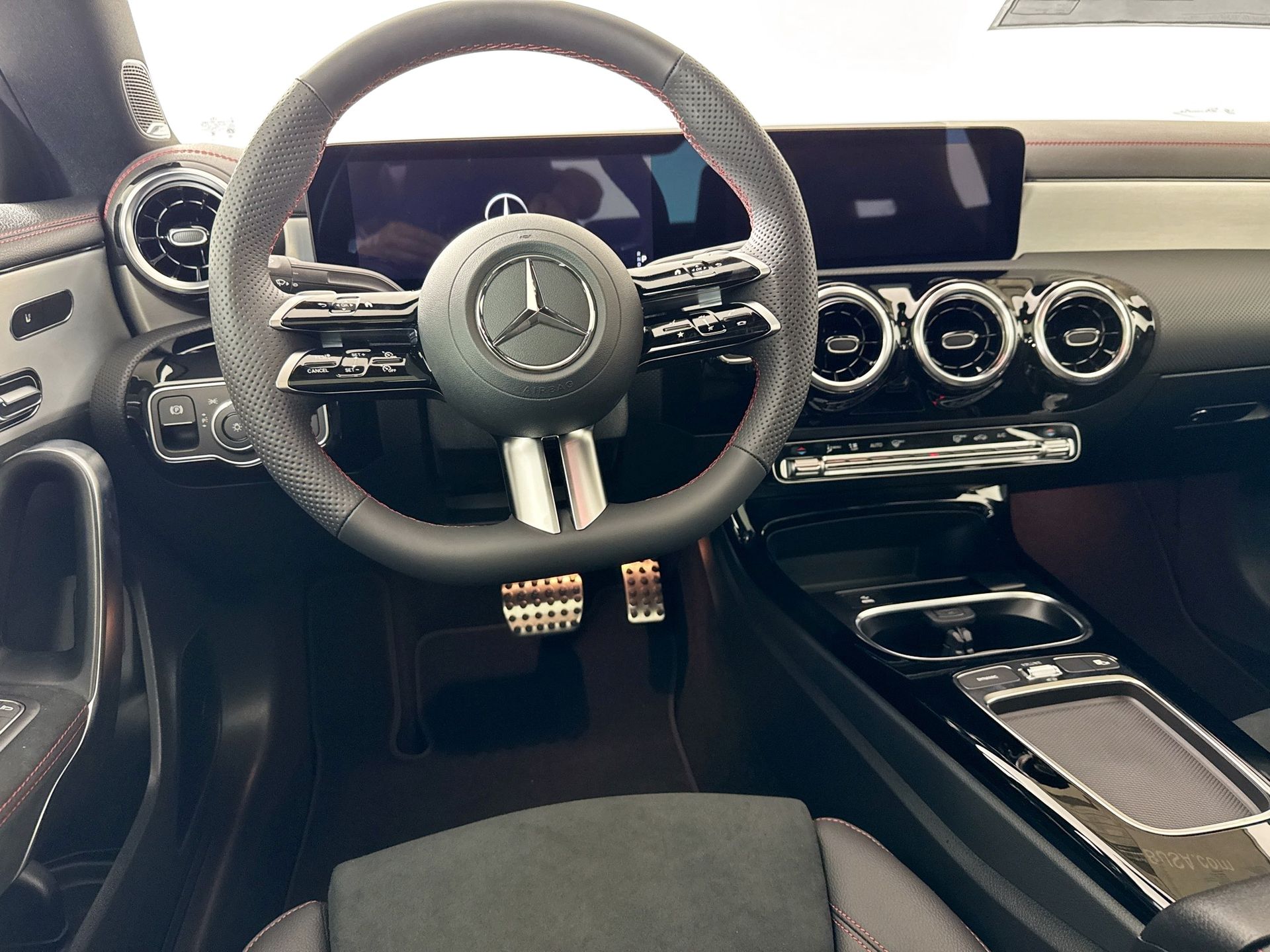 2026 Mercedes-Benz CLA CLA 250 - Photo 23