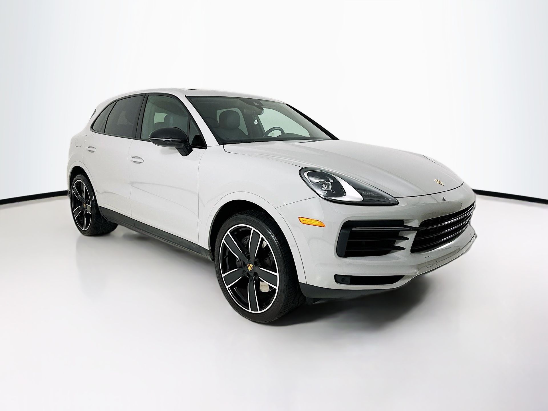 2021 Porsche Cayenne -'s photo