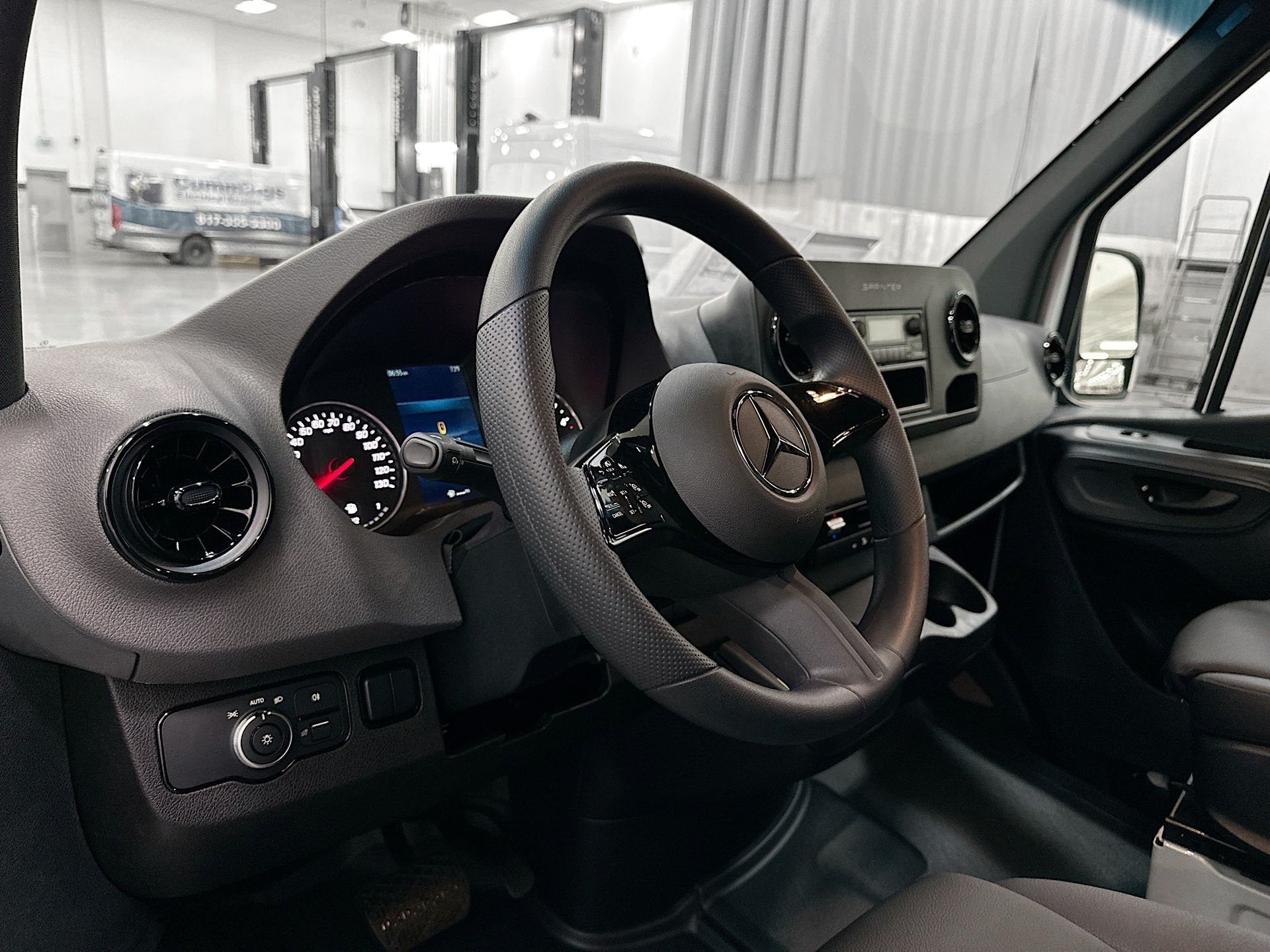 2025 Mercedes-Benz Sprinter Cargo Van Base - Photo 10