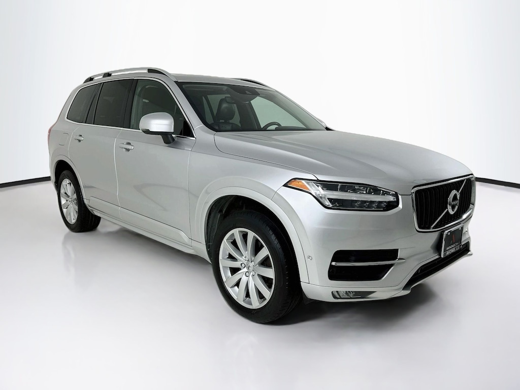 Used 2018 Volvo XC90 T5 FWD Momentum (7 Passenger) SUV