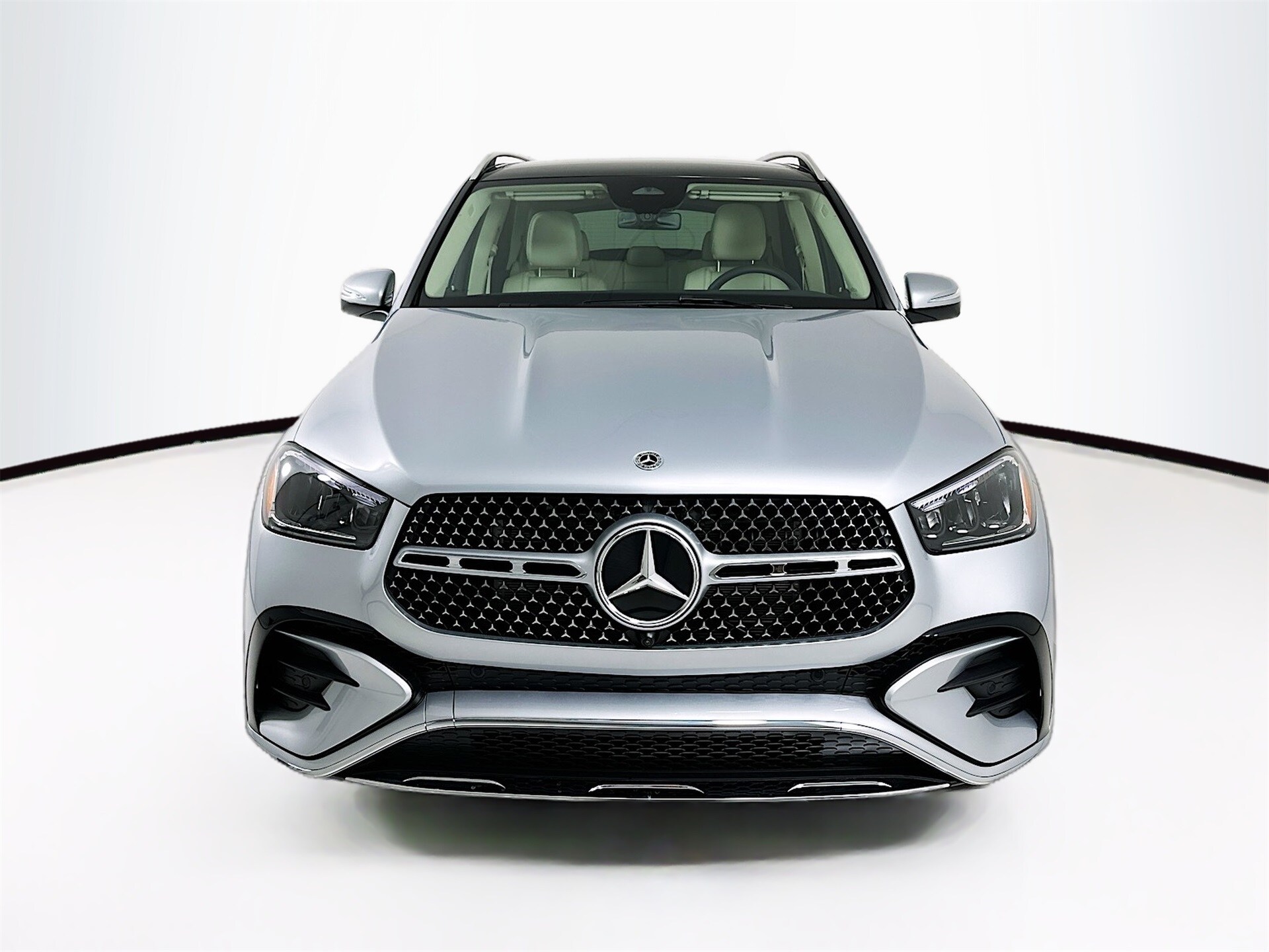 2025 Mercedes Benz GLE 350 4MATIC photo 2
