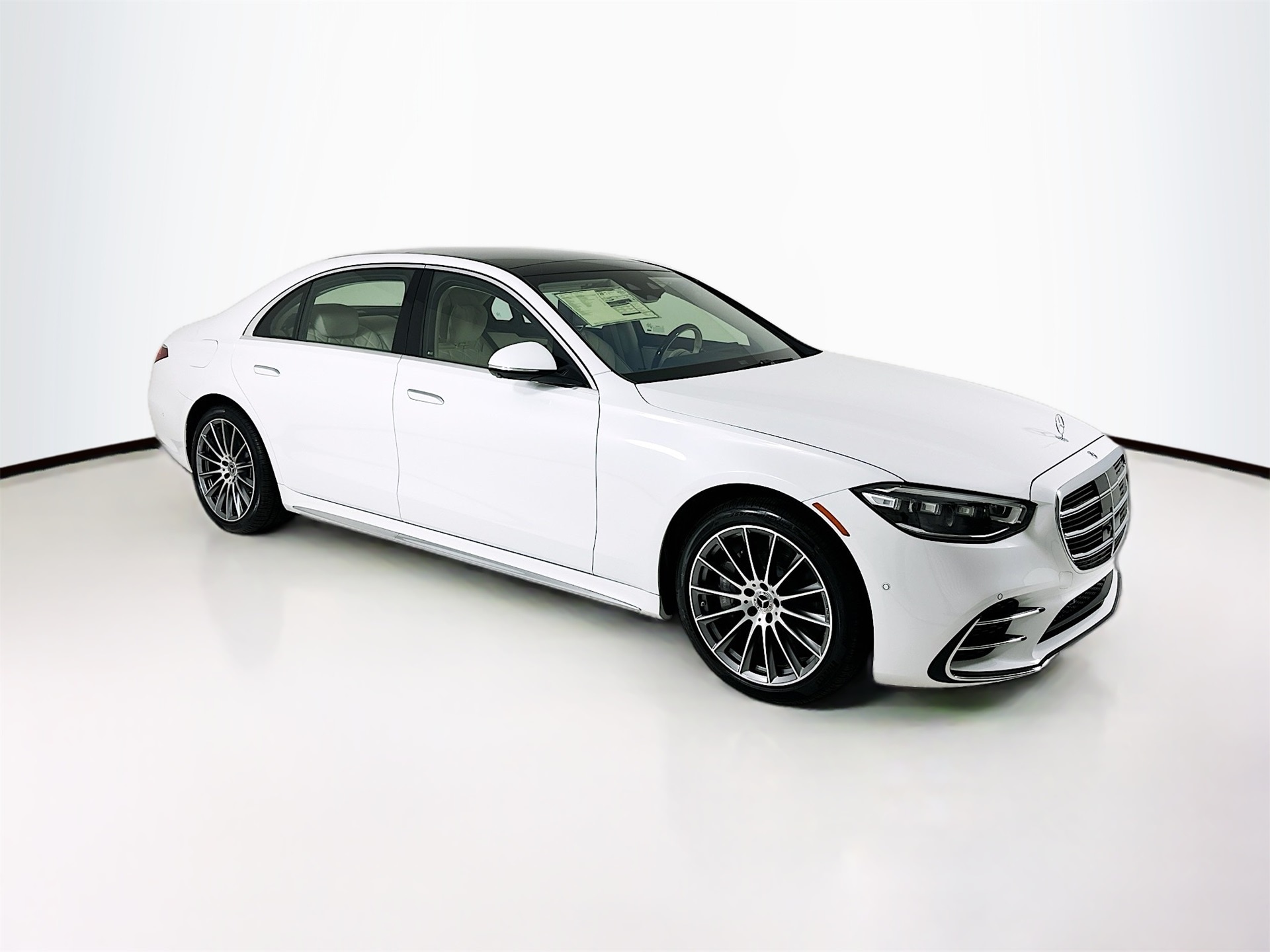 2025 Mercedes-Benz S-Class S 580's photo