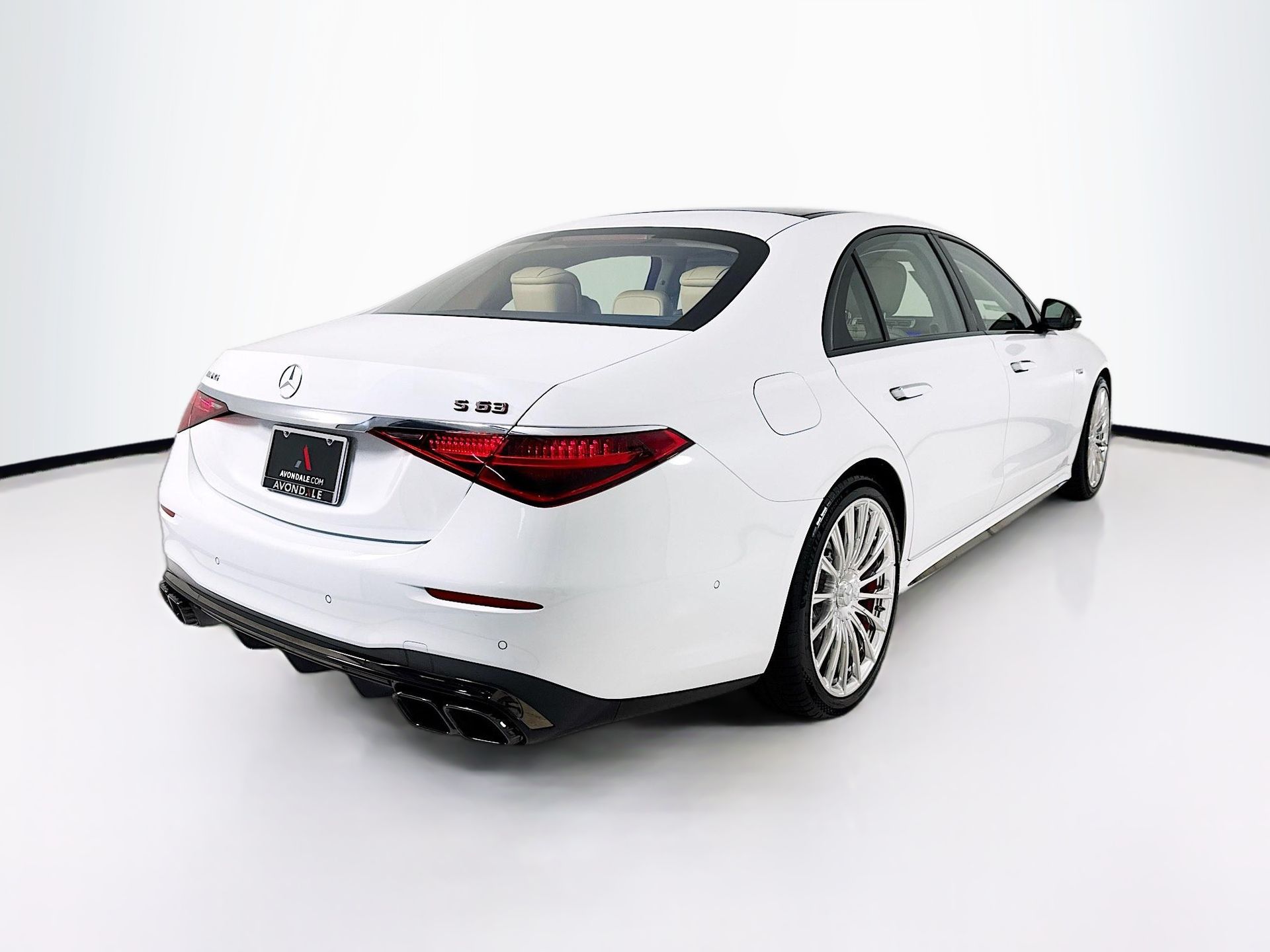 2026 Mercedes-Benz S-Class AMG S 63 - Photo 8