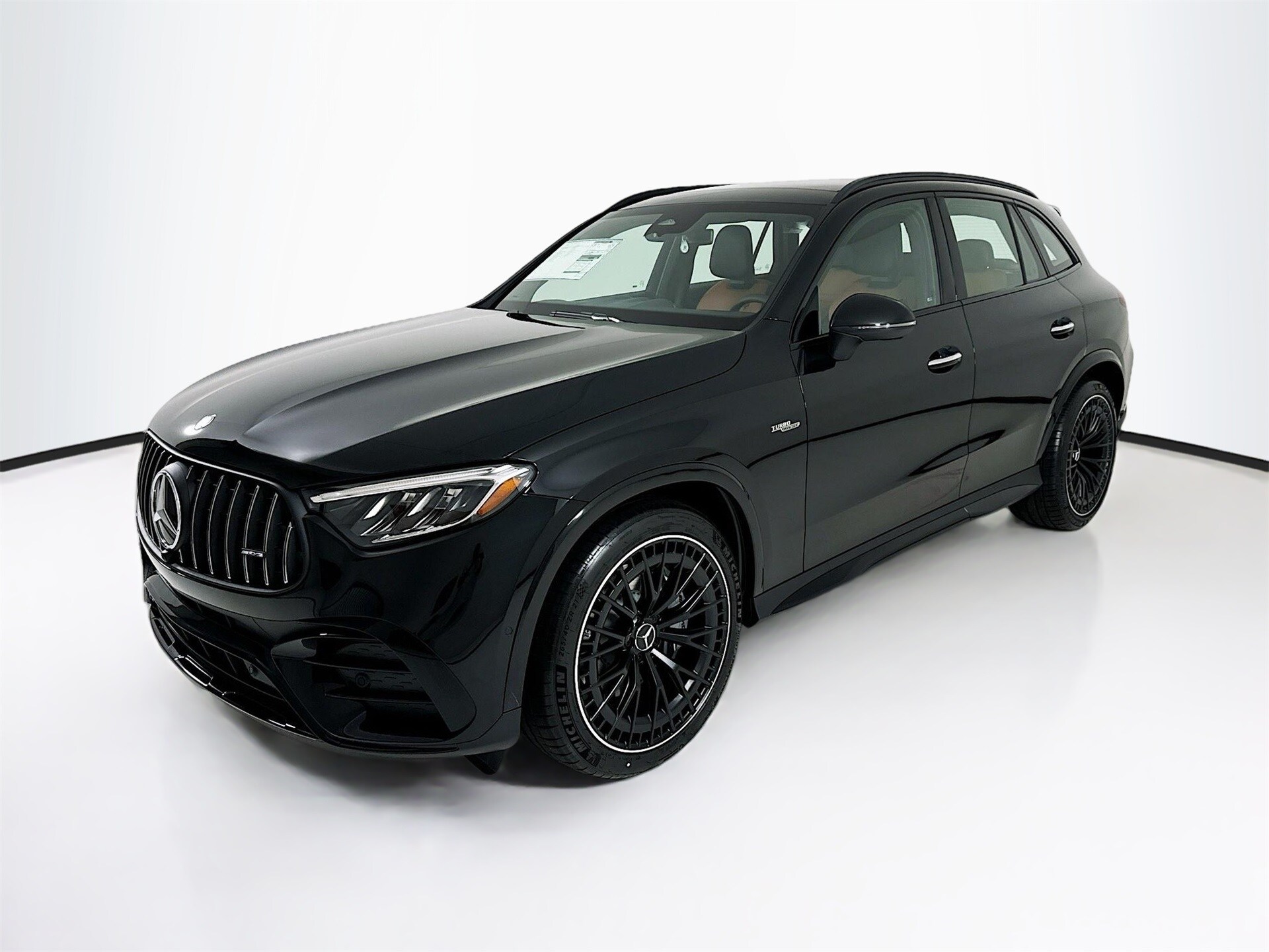 2025 Mercedes Benz GLC 43 AMG photo 3