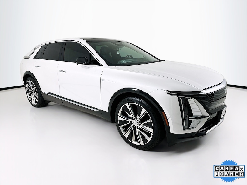 Used 2024 CADILLAC LYRIQ Luxury SUV