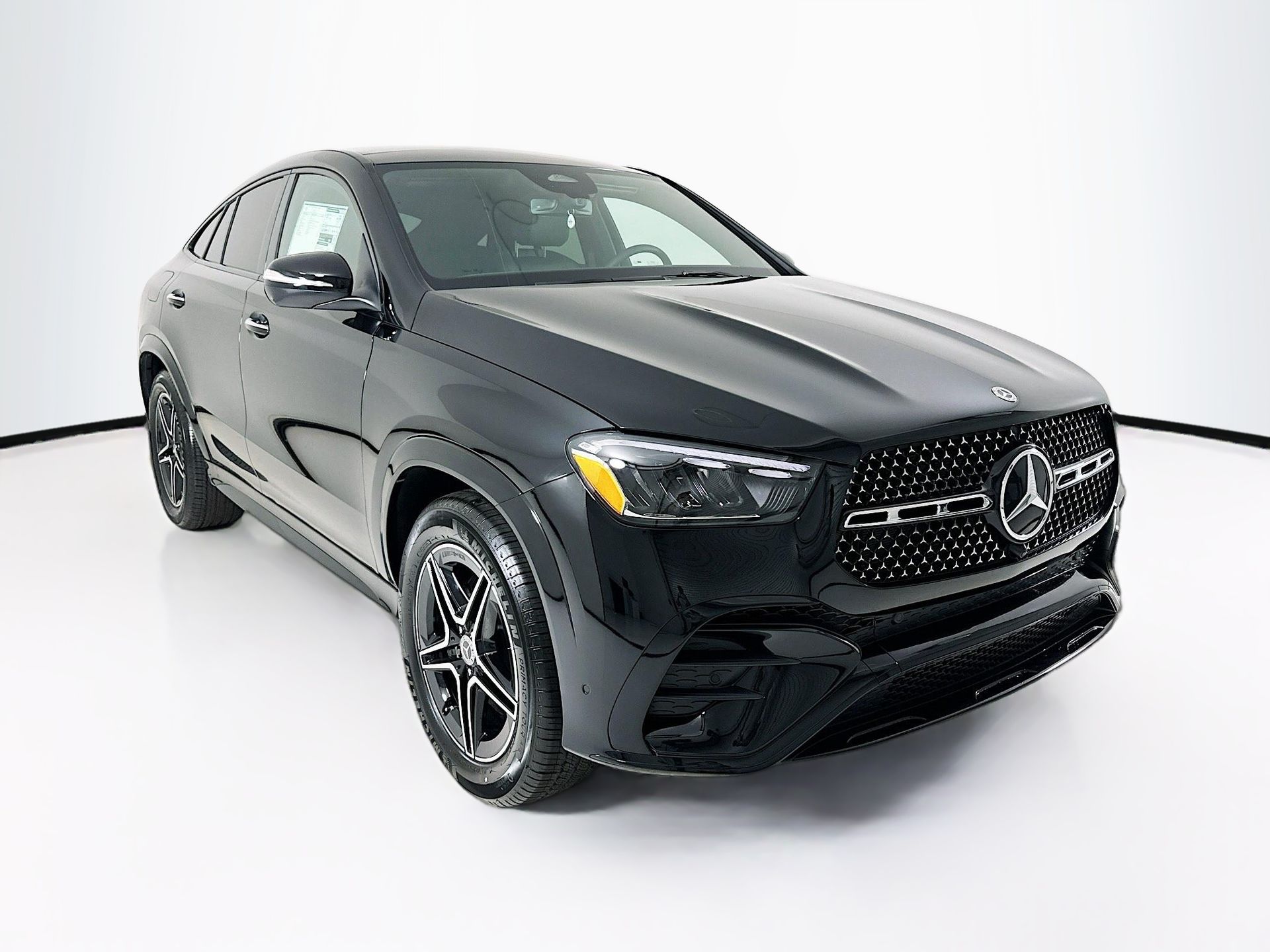 2026 Mercedes-Benz GLE's photo