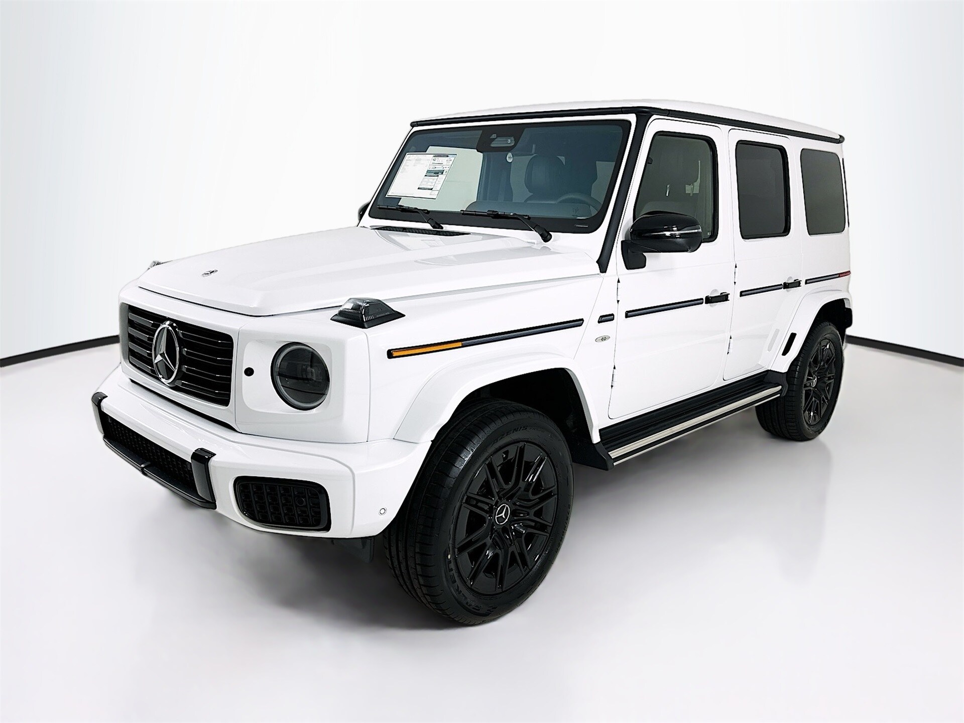 2025 Mercedes Benz G photo 3