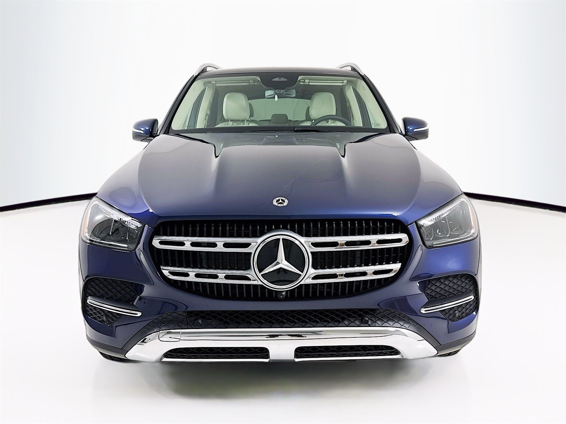 2025 Mercedes Benz GLE 350 4MATIC photo 2