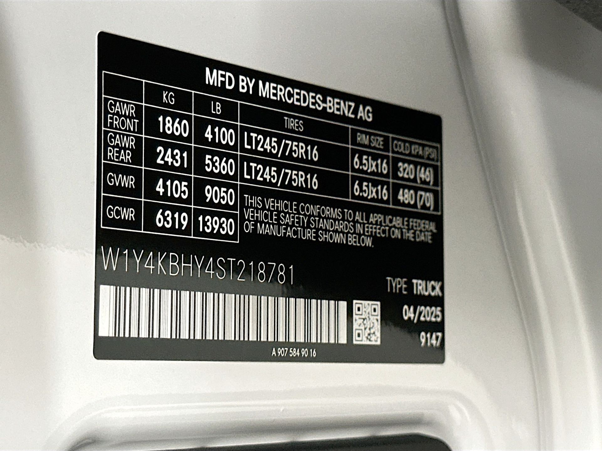 2025 Mercedes-Benz Sprinter Cargo Van Base - Photo 27