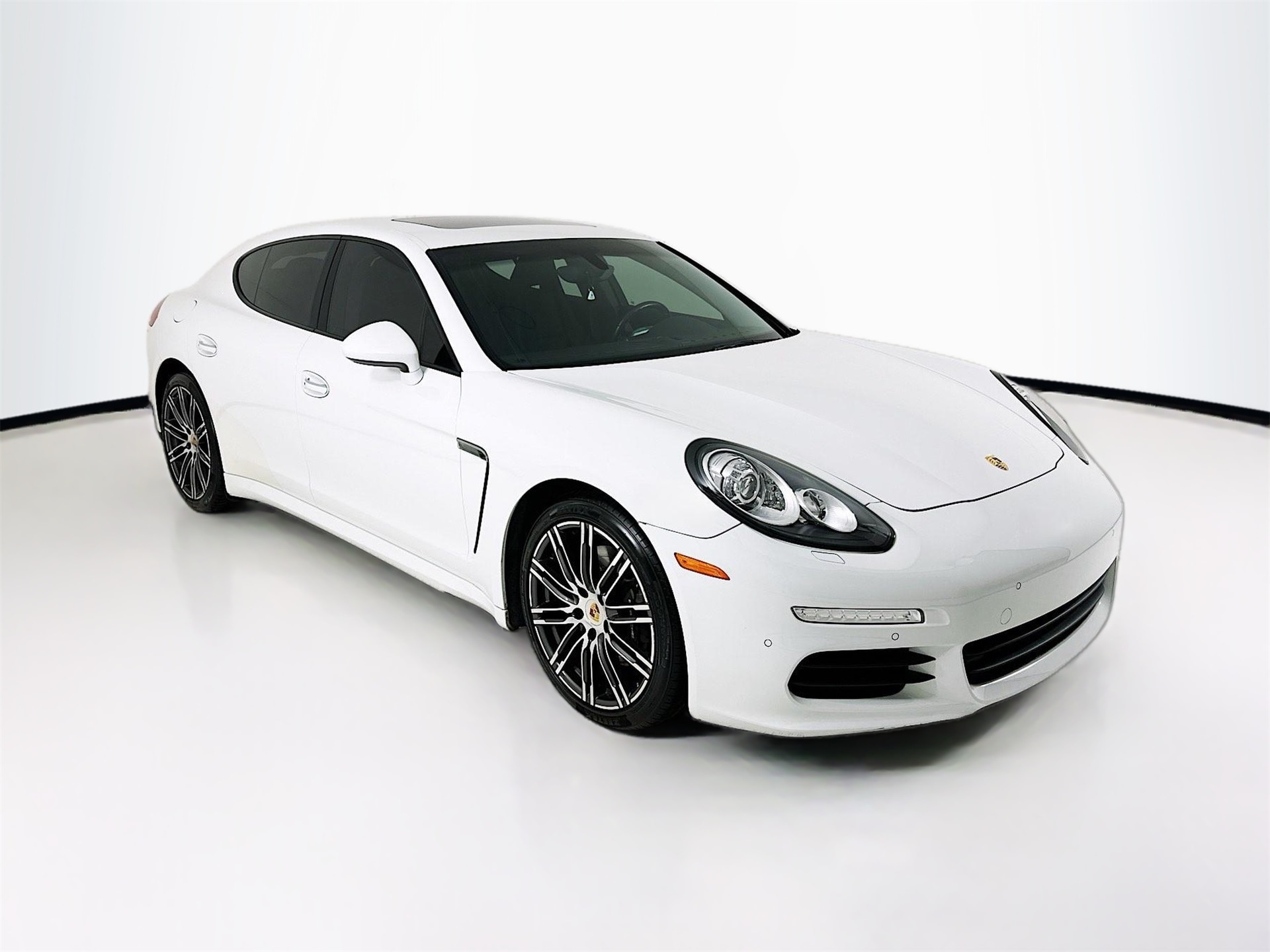 2015 Porsche Panamera Base