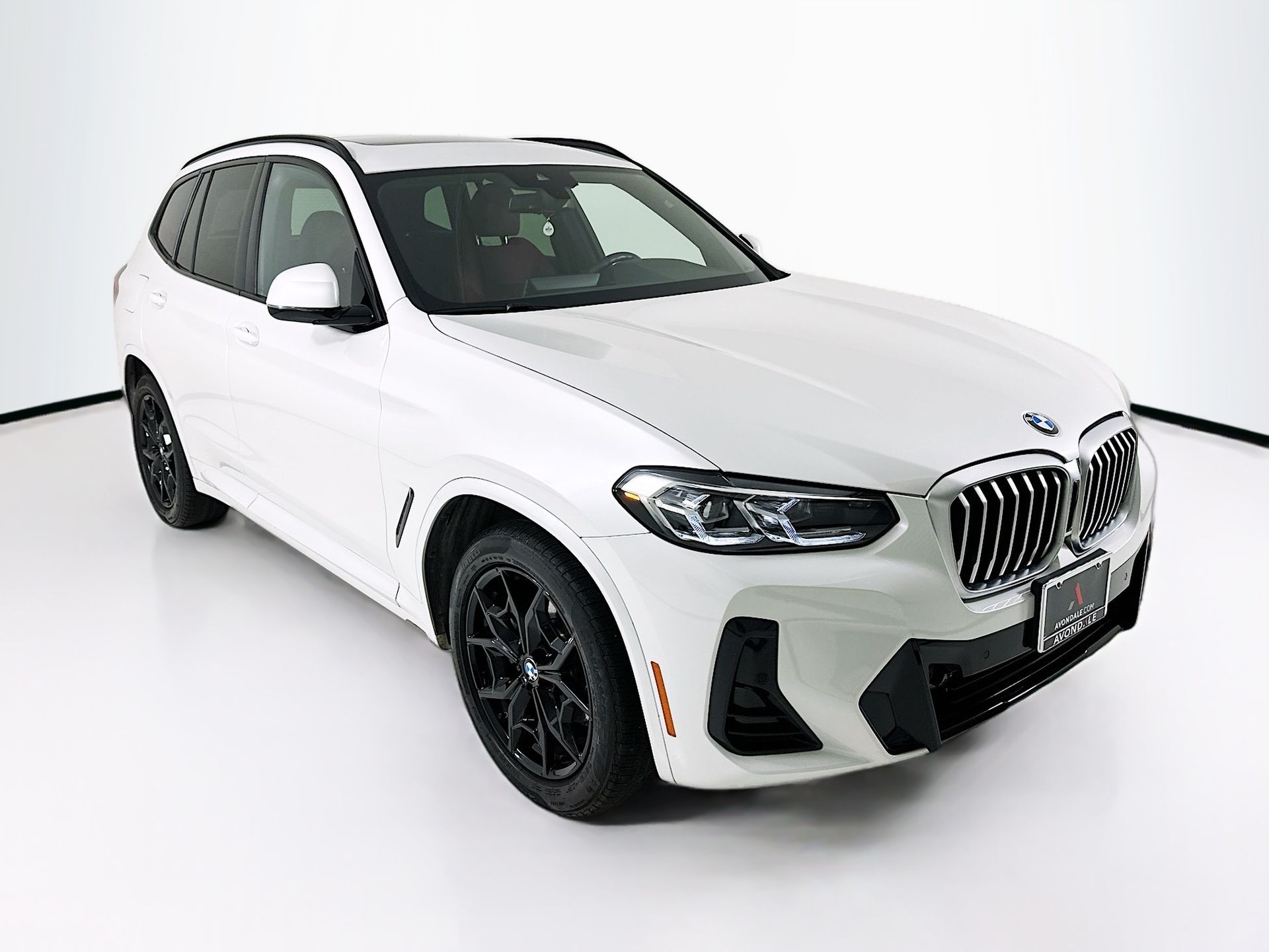 2023 BMW X3 sDrive30i's photo