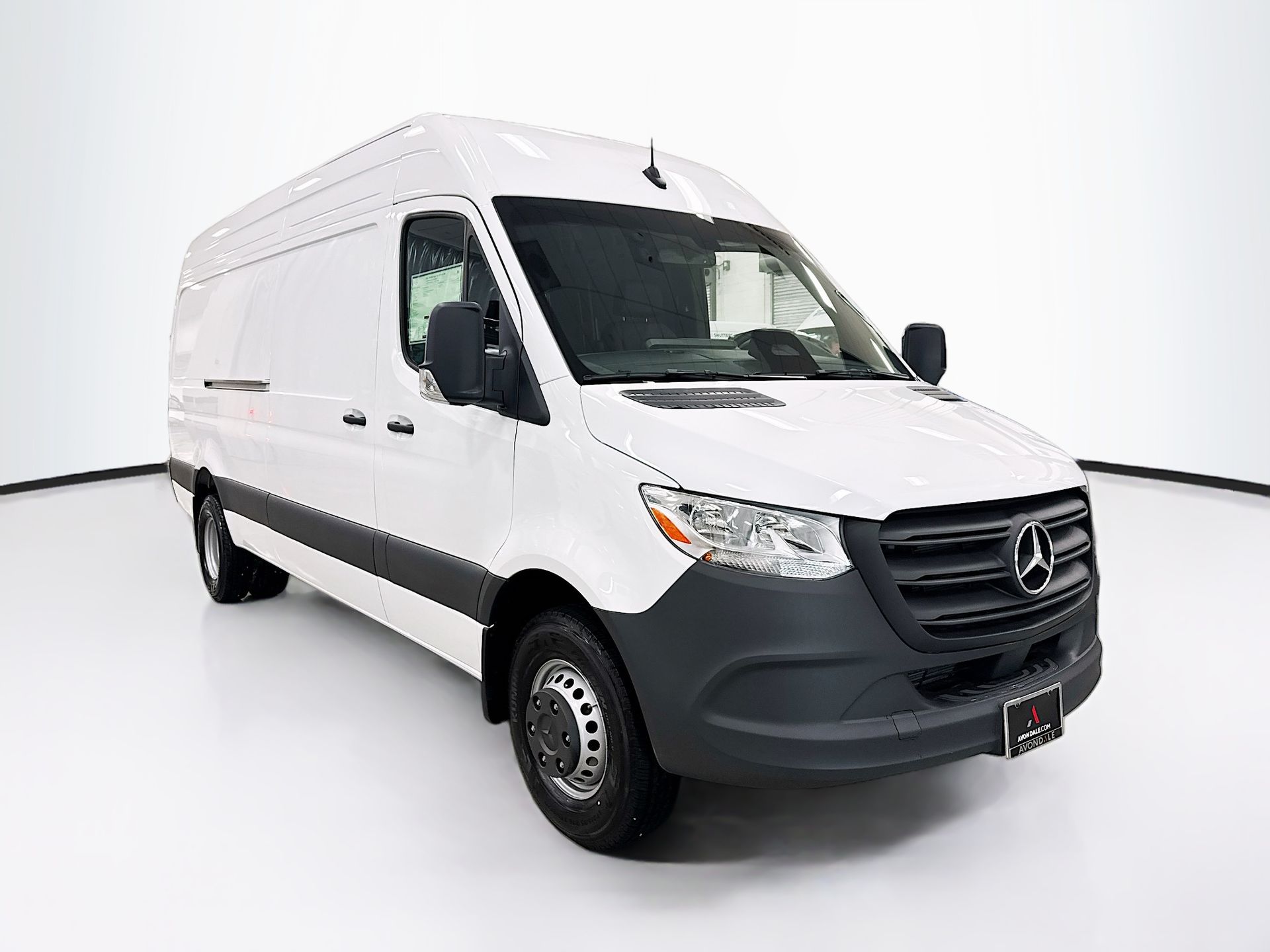 2026 Mercedes-Benz Sprinter 3500XD 170 WB HO High Roof's photo