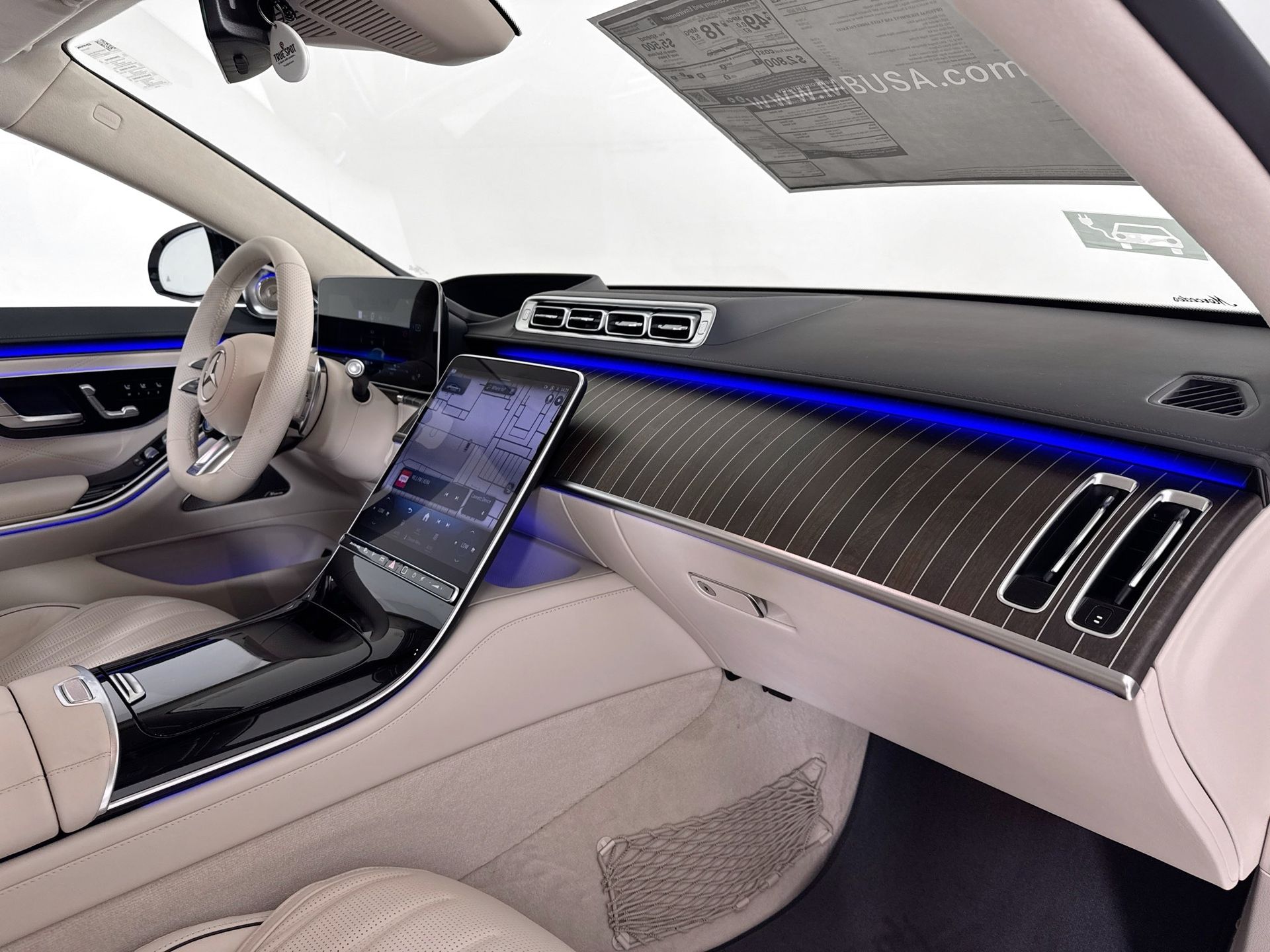 2026 Mercedes-Benz S-Class AMG S 63 - Photo 32