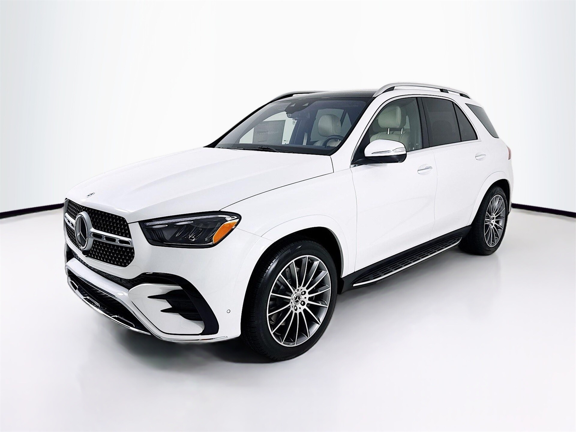 2026 Mercedes Benz GLE 580 4MATIC photo 3