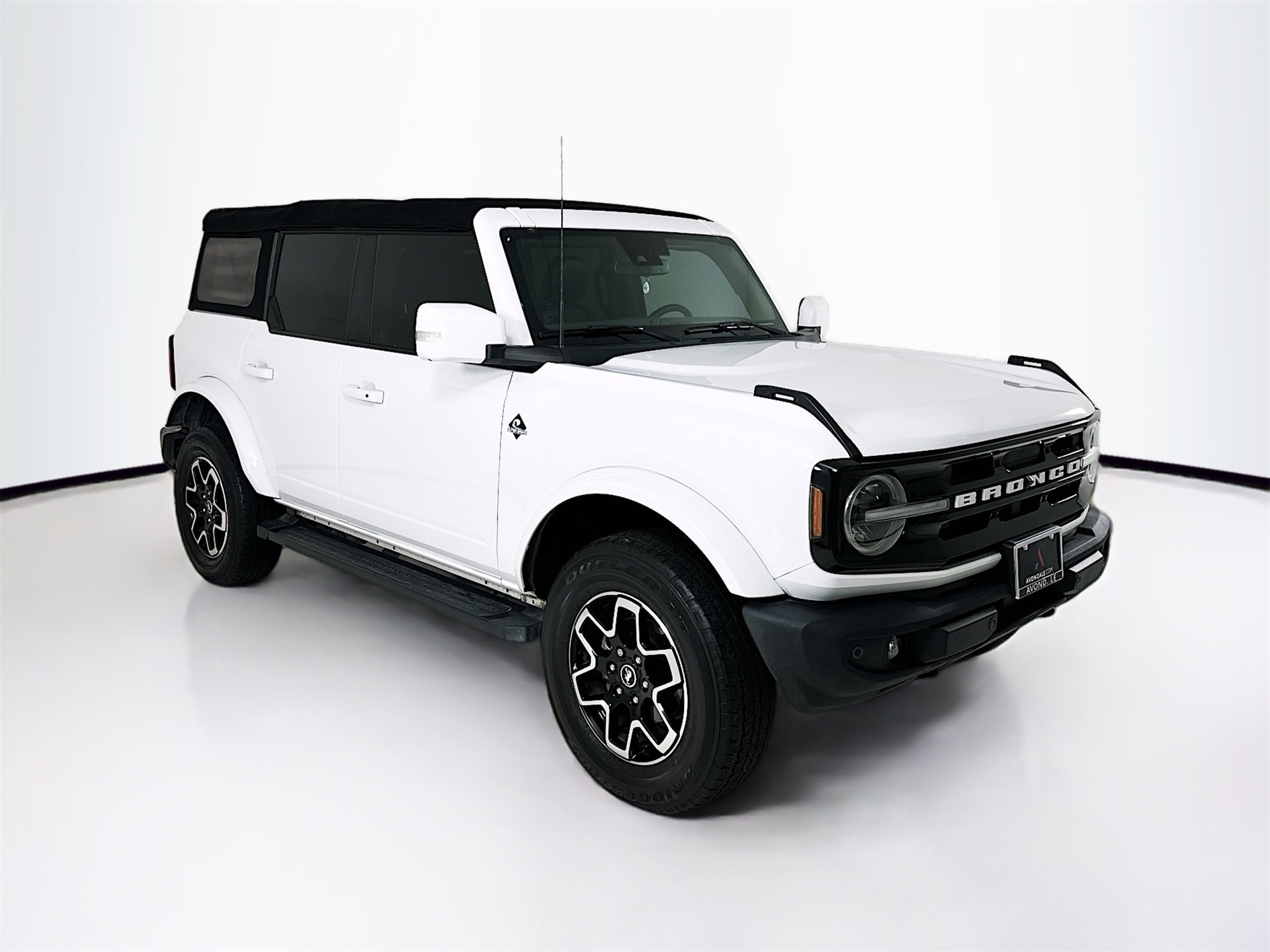 2022 Ford Bronco 4-Door Outer Banks's photo