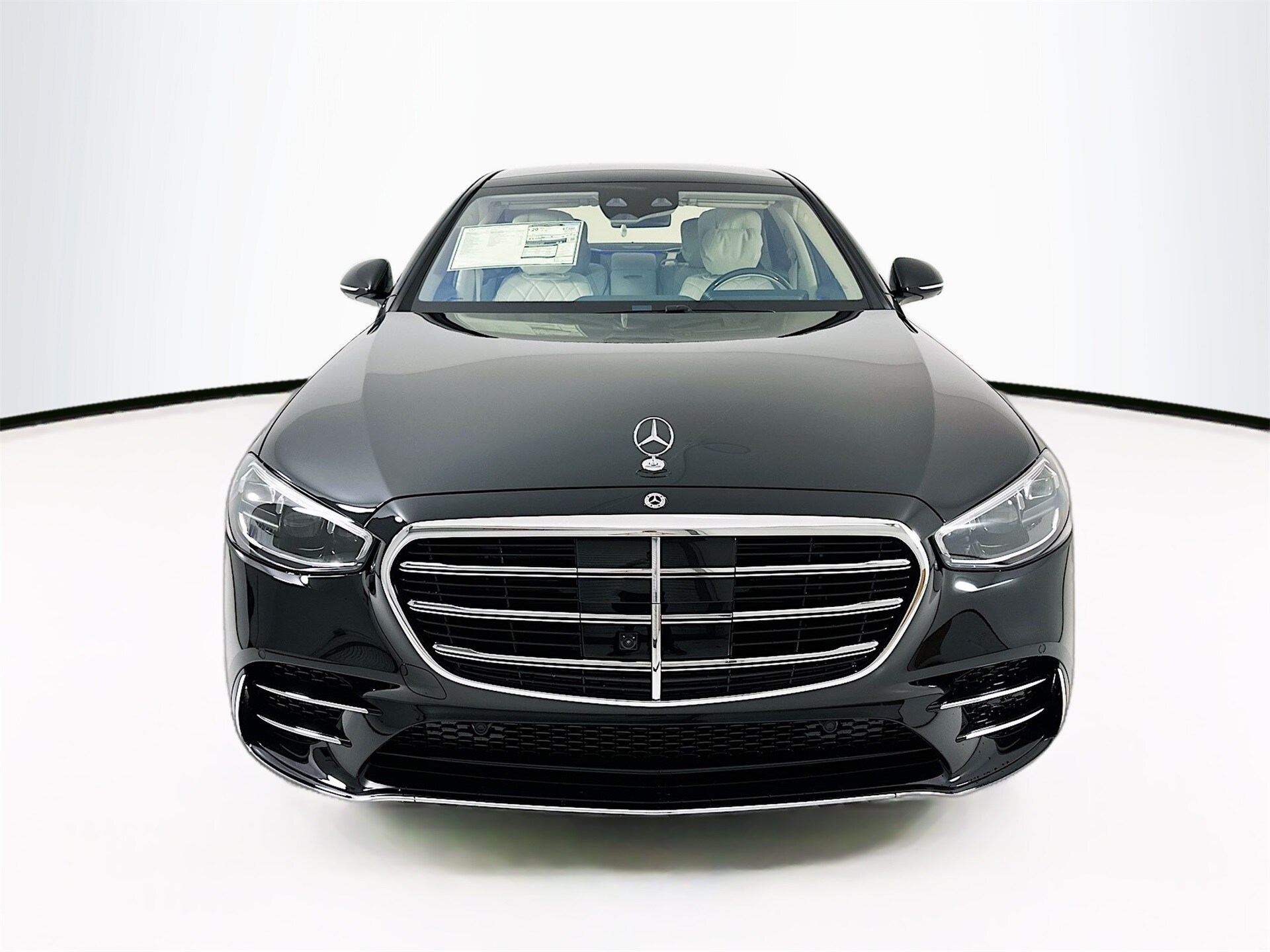 2026 Mercedes Benz S 580 4MATIC photo 2