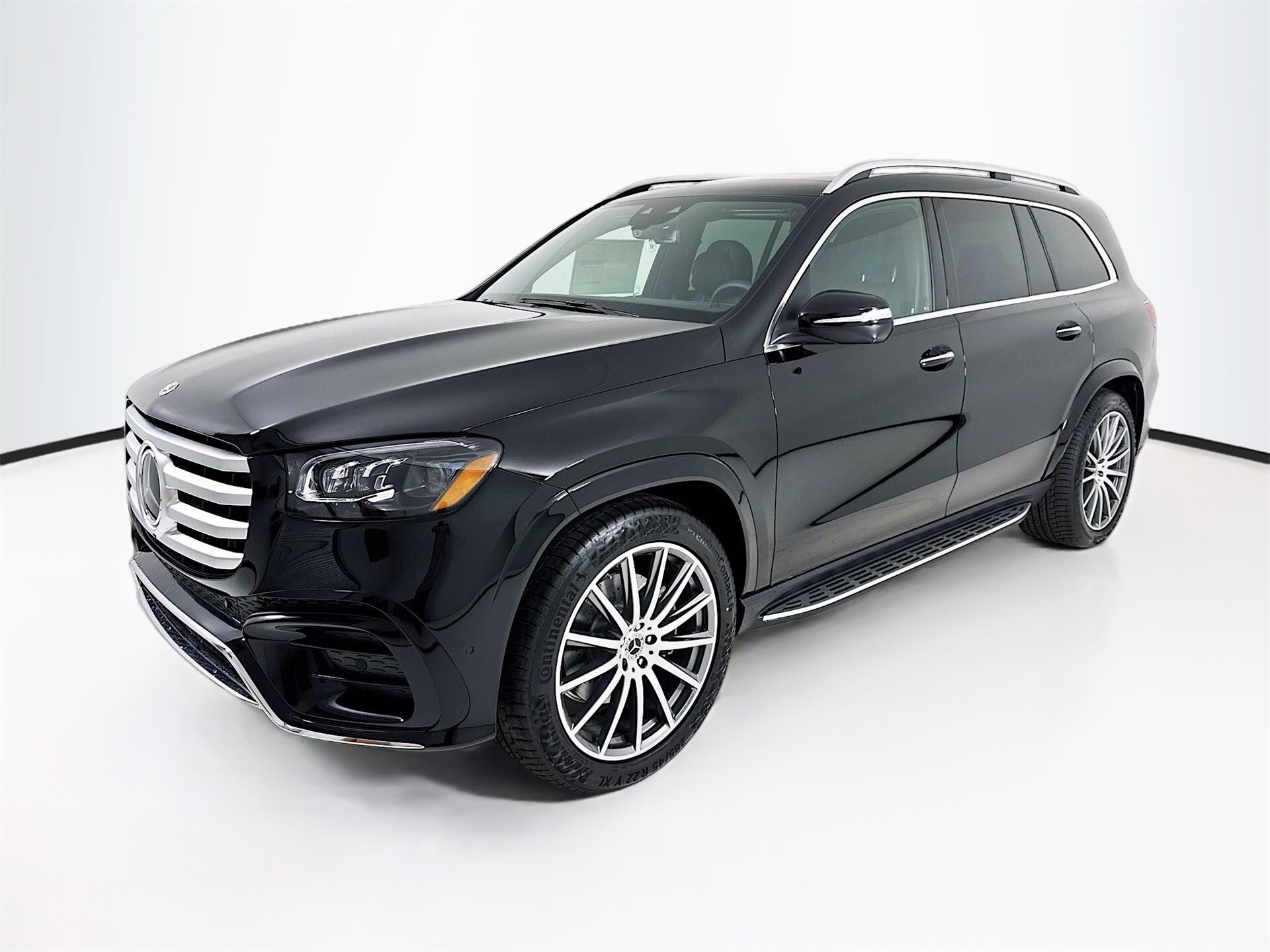 2025 Mercedes Benz GLS 580 4MATIC photo 3