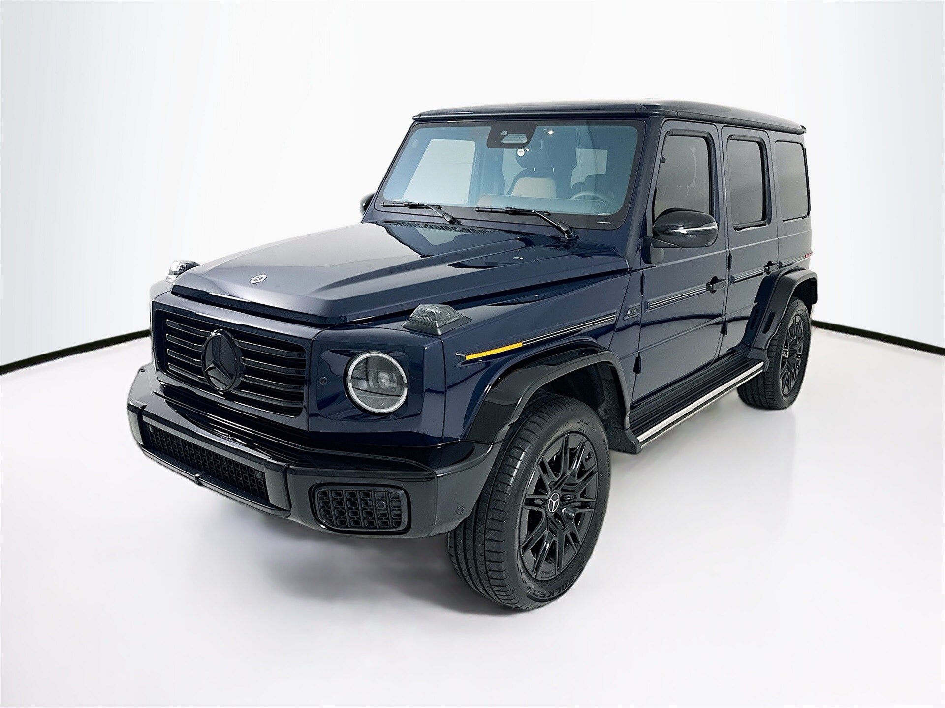 2025 Mercedes Benz G photo 2