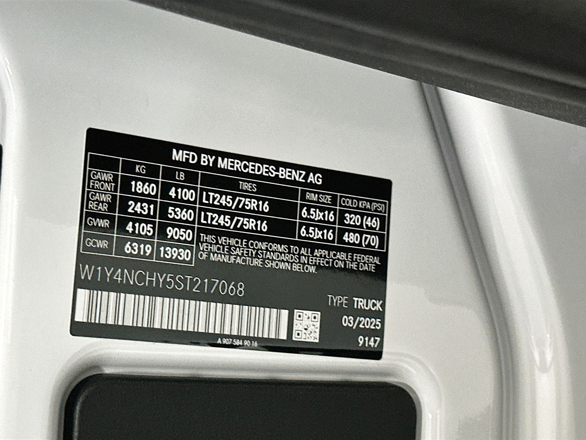 2025 Mercedes-Benz Sprinter Cargo Van Base - Photo 30