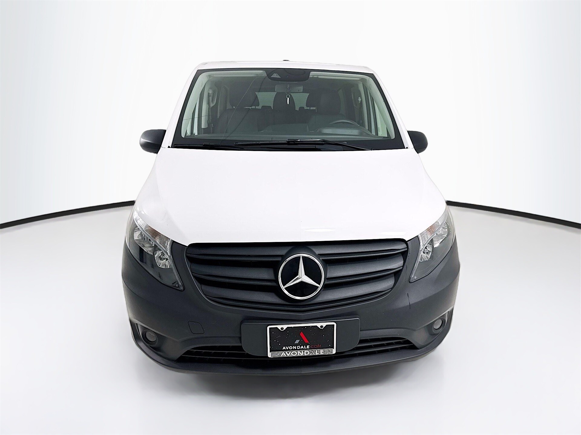 2023 Mercedes Benz Metris photo 2