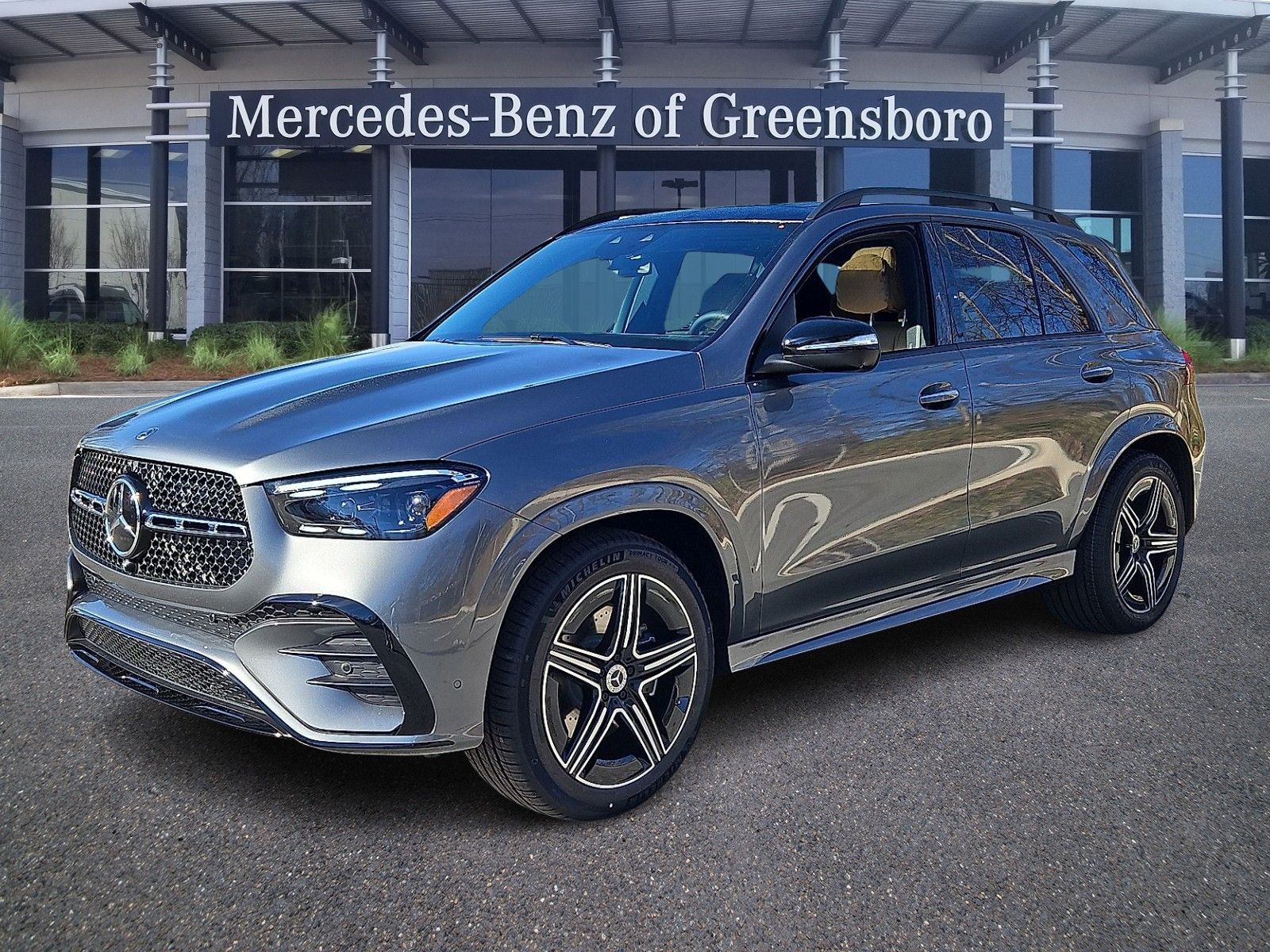 2026 Mercedes Benz GLE 450 4MATIC photo 3