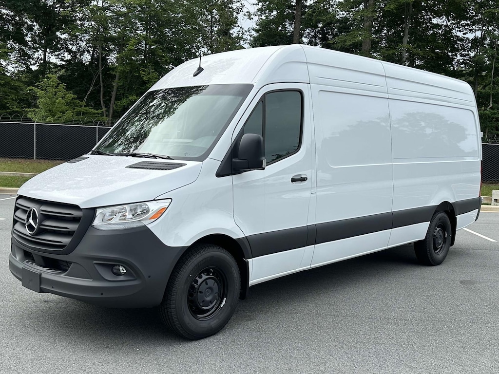 New 2025 Mercedes-Benz Sprinter 2500 High Roof 4-Cyl Diesel Full-size Cargo Van
