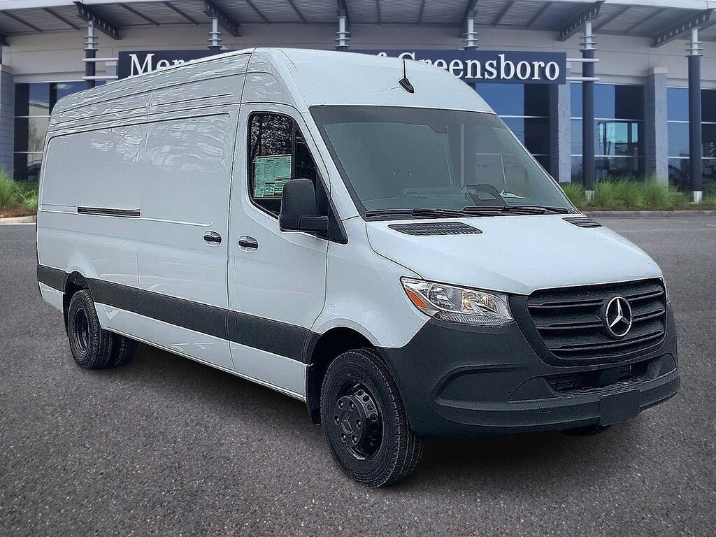 New 2025 Mercedes-Benz Sprinter 3500 High Roof 4-Cyl Diesel HO Cargo Van