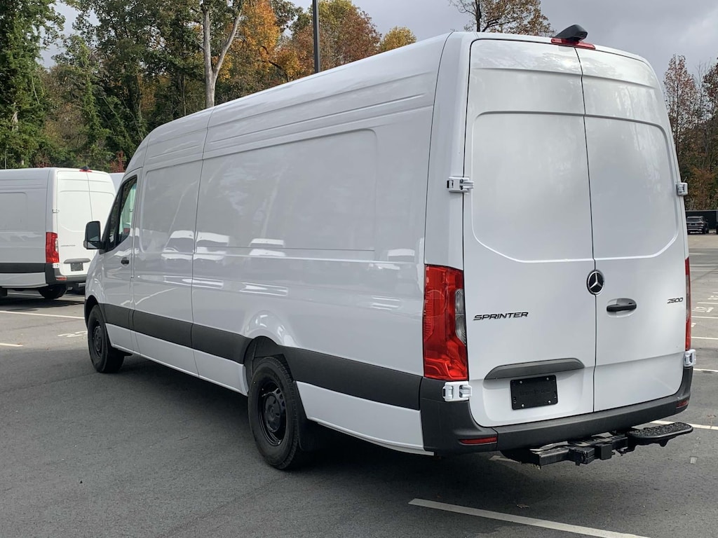 New 2025 Mercedes-Benz Sprinter 2500 High Roof 4-Cyl Diesel HO Full-size Cargo Van