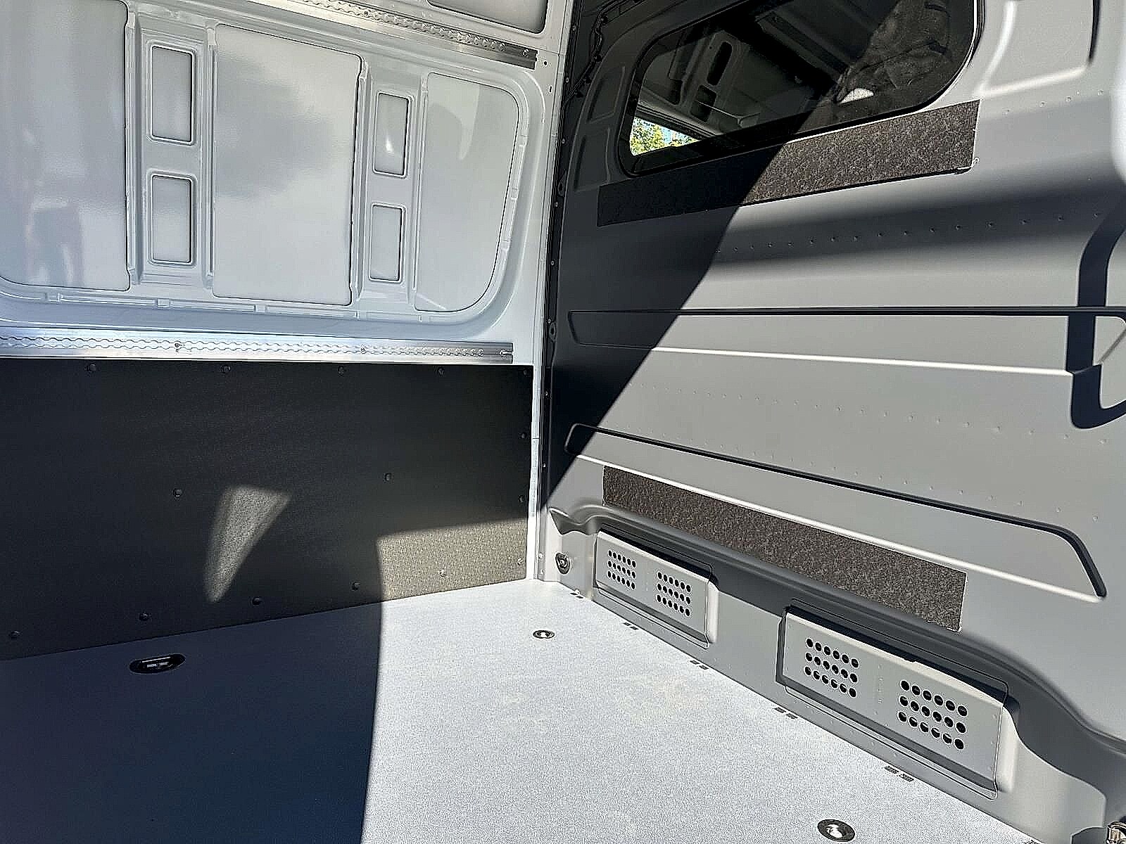 2026 Mercedes-Benz Sprinter Cargo Van Base - Photo 9