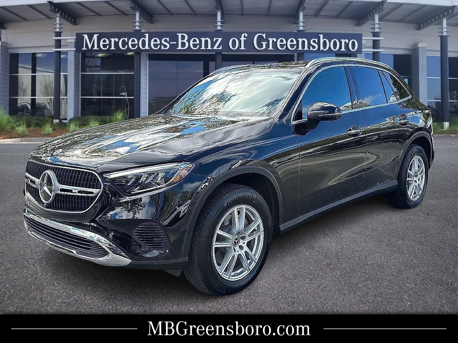 2025 Mercedes-Benz GLC Base's photo