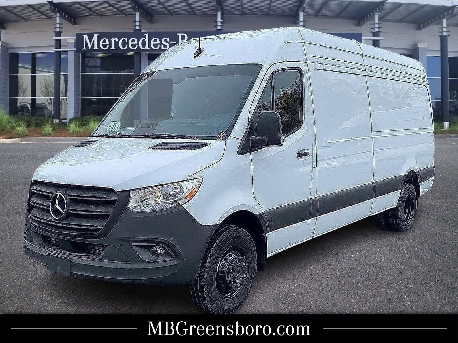 2025 Mercedes-Benz Sprinter Cargo Van Base's photo