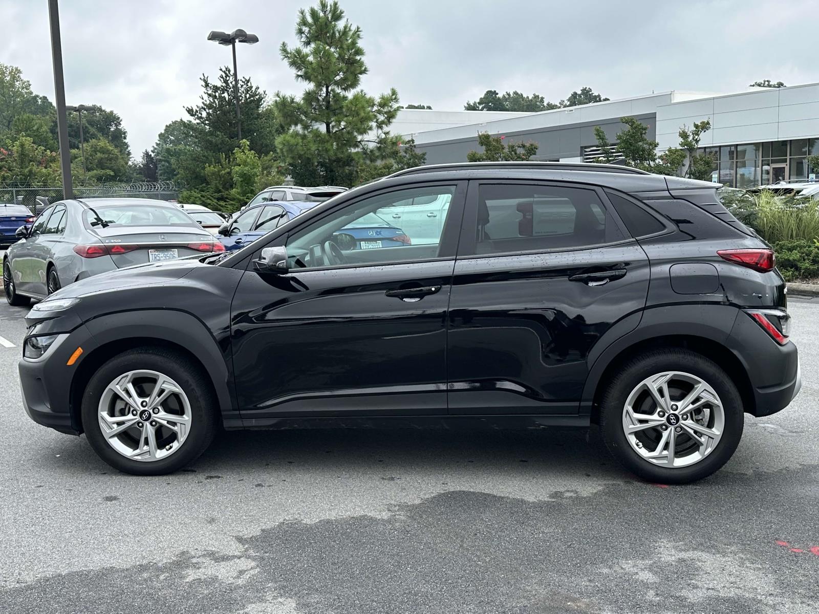 2023 Hyundai Kona SEL photo 4