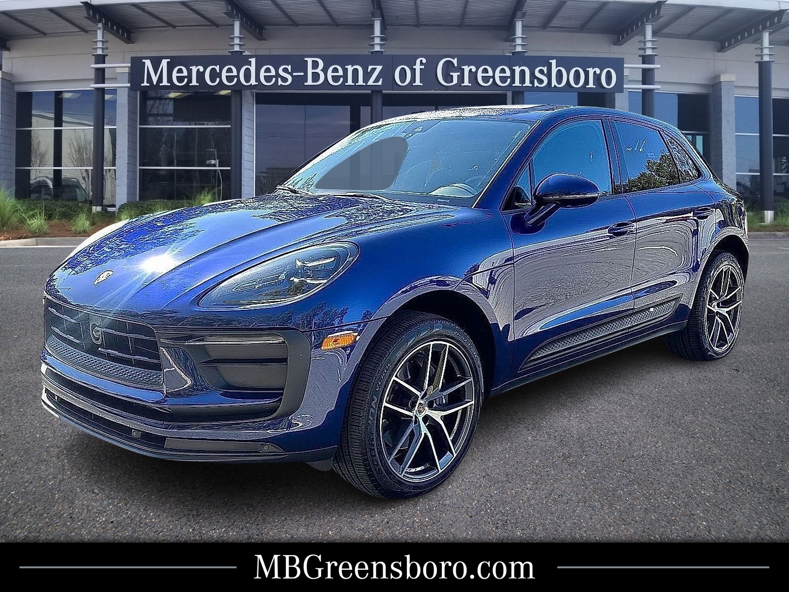 2024 Porsche Macan Base's photo