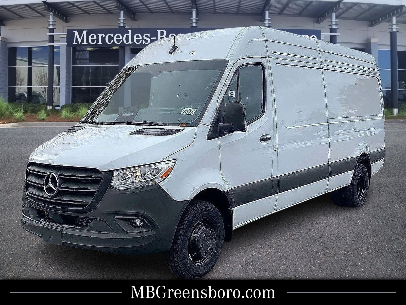 2025 Mercedes-Benz Sprinter Cargo Van Base's photo