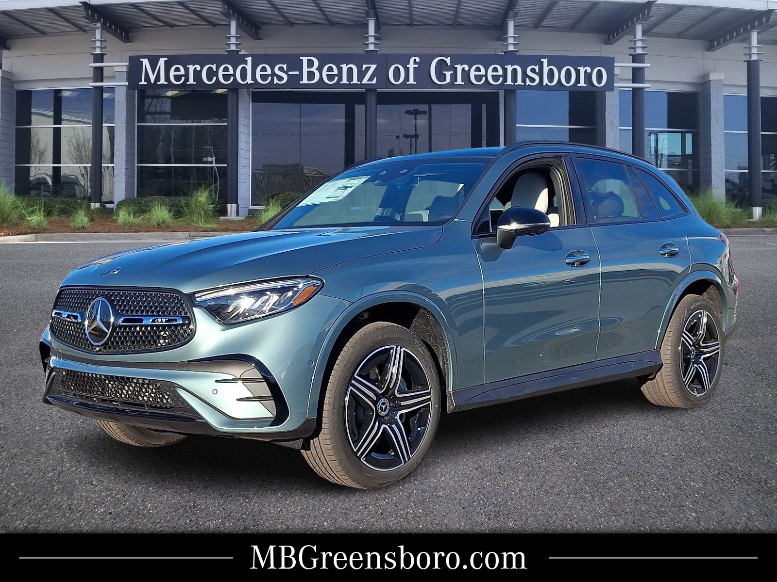 2026 Mercedes-Benz GLC Base's photo