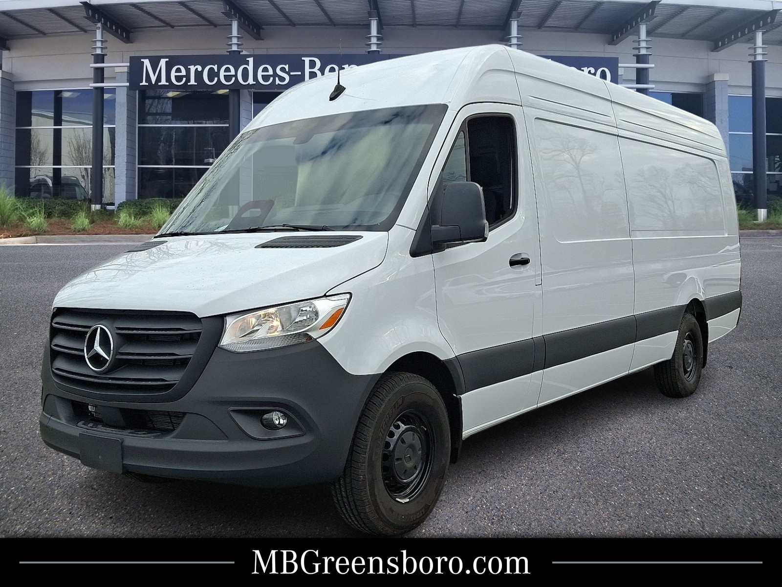 2025 Mercedes-Benz Sprinter Cargo Van Base's photo