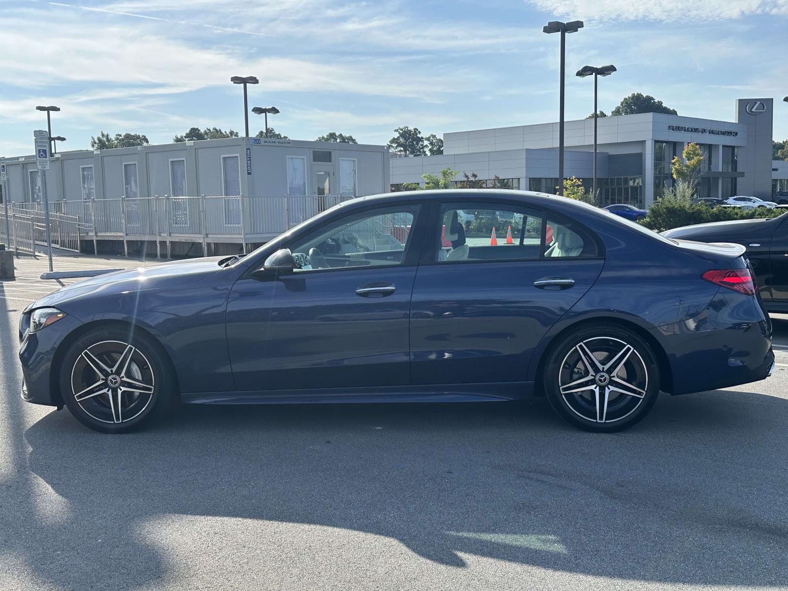 2025 Mercedes Benz C 300 photo 4