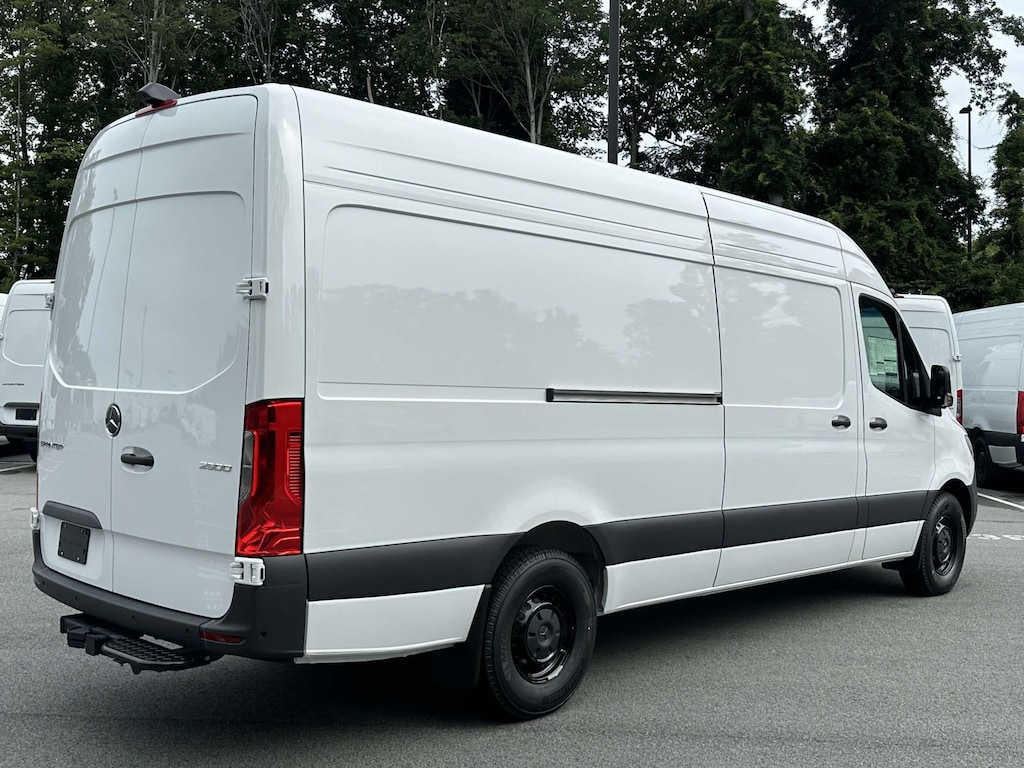 New 2025 Mercedes-Benz Sprinter 2500 High Roof 4-Cyl Diesel Full-size Cargo Van