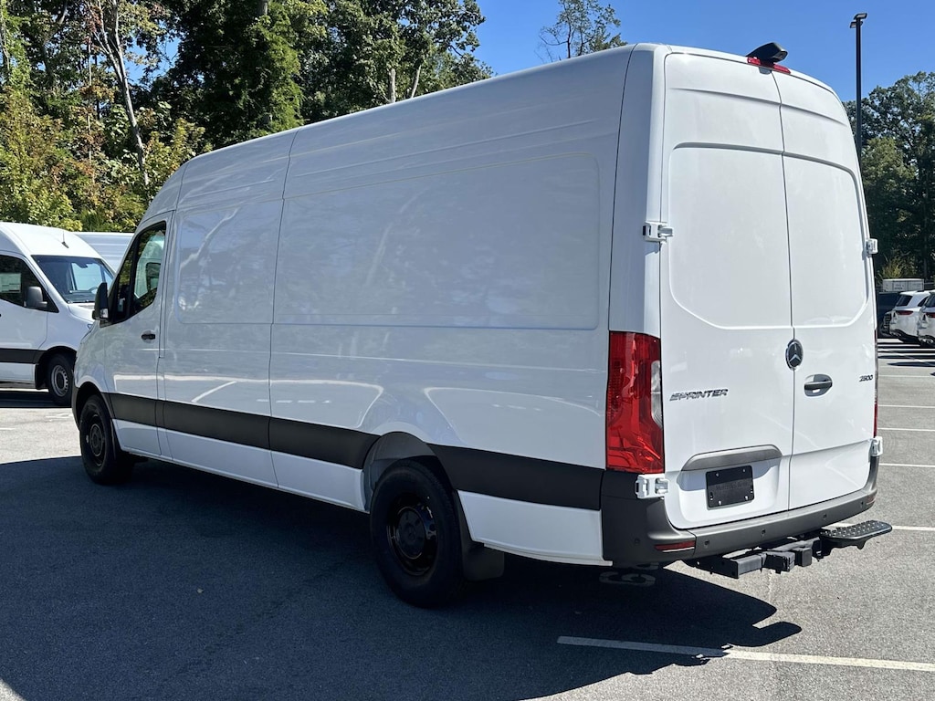 New 2025 Mercedes-Benz Sprinter 2500 High Roof 4-Cyl Diesel Full-size Cargo Van