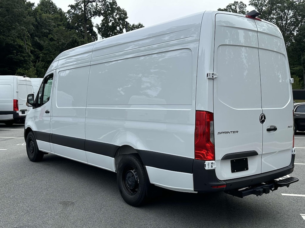 New 2025 Mercedes-Benz Sprinter 2500 High Roof 4-Cyl Diesel Full-size Cargo Van