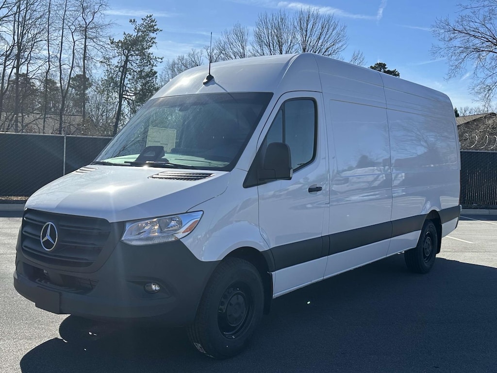 New 2025 Mercedes-Benz Sprinter 2500 High Roof 4-Cyl Diesel Full-size Cargo Van