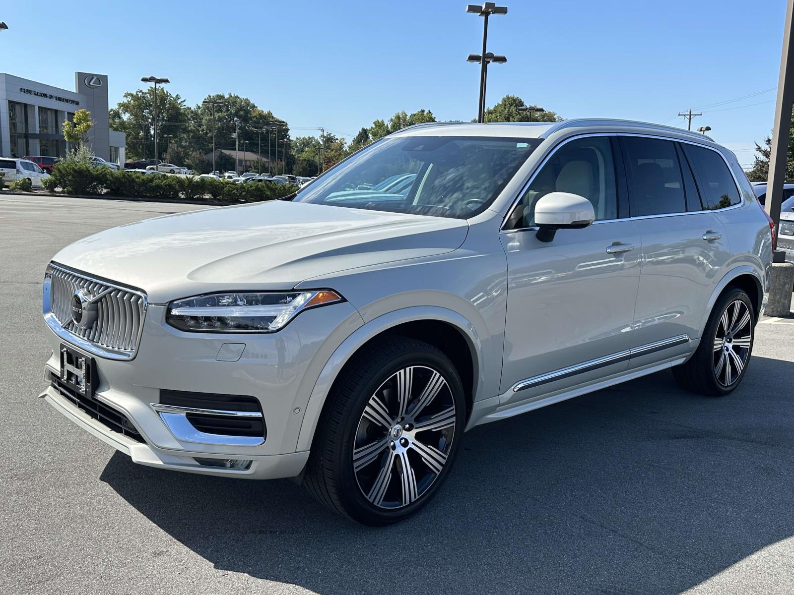 2022 Volvo XC90 T6 AWD Inscription photo 3
