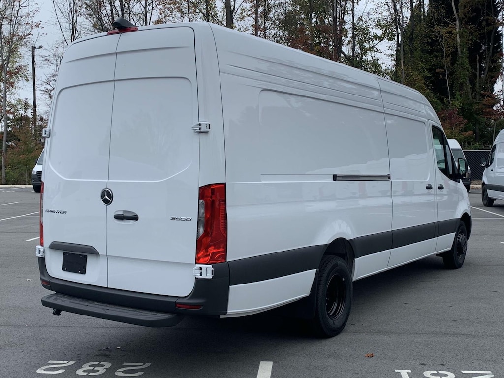 New 2025 Mercedes-Benz Sprinter 3500 High Roof 4-Cyl Diesel HO Full-size Cargo Van
